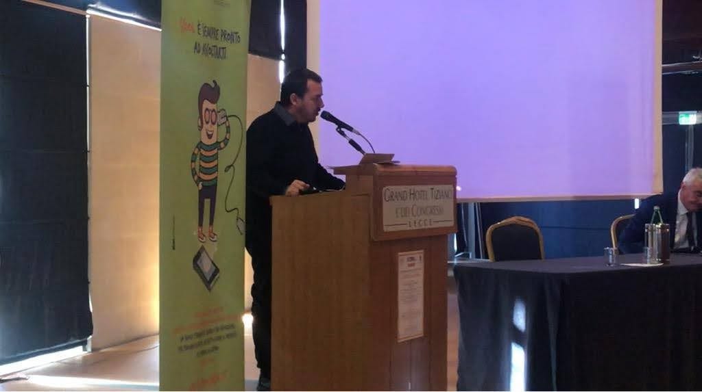 Il Dott. Gilberto Attanasi durante un intervento pubblico a Lecce